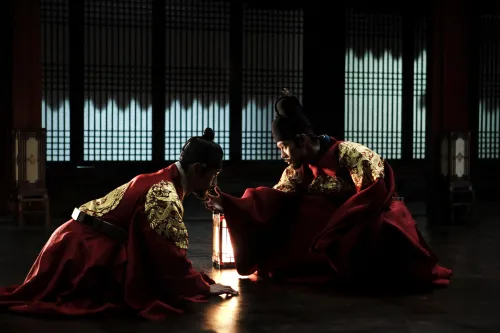 Masquerade (2012)