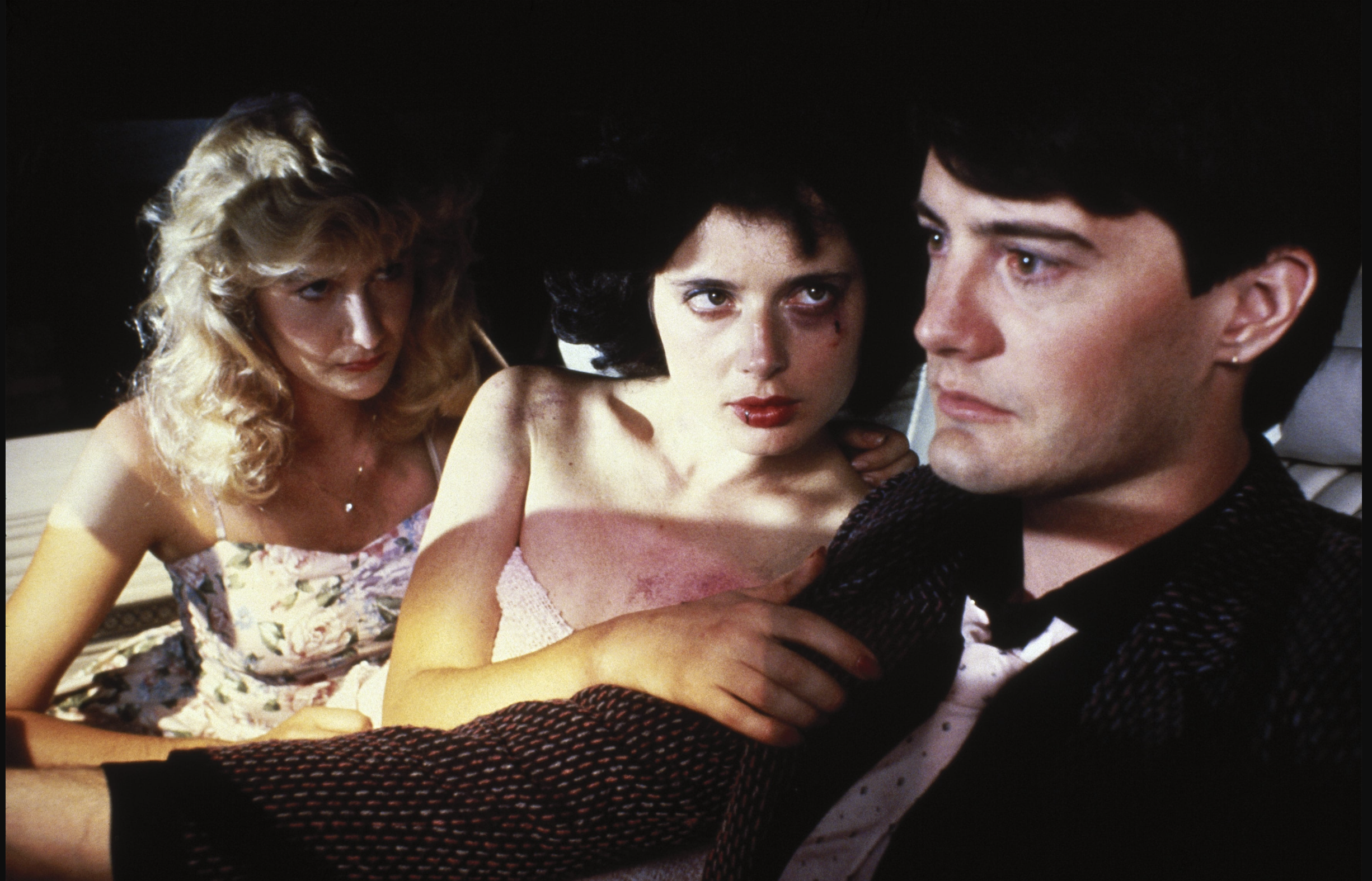 14 Best Streaming Services To Watch Blue Velvet (1986)