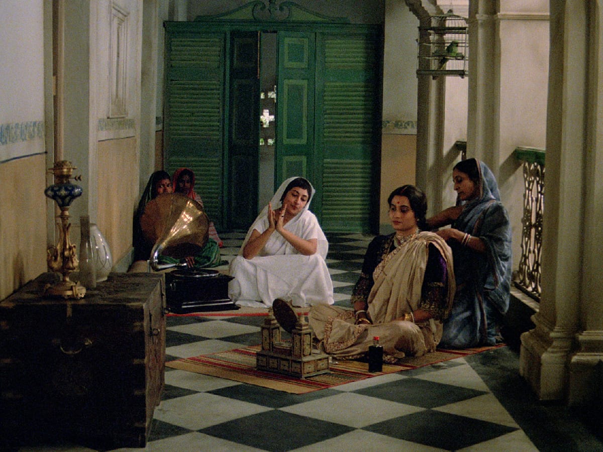 The Home and the World (1984)