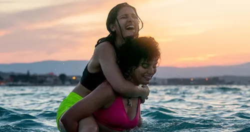 The Swimmers (2022)