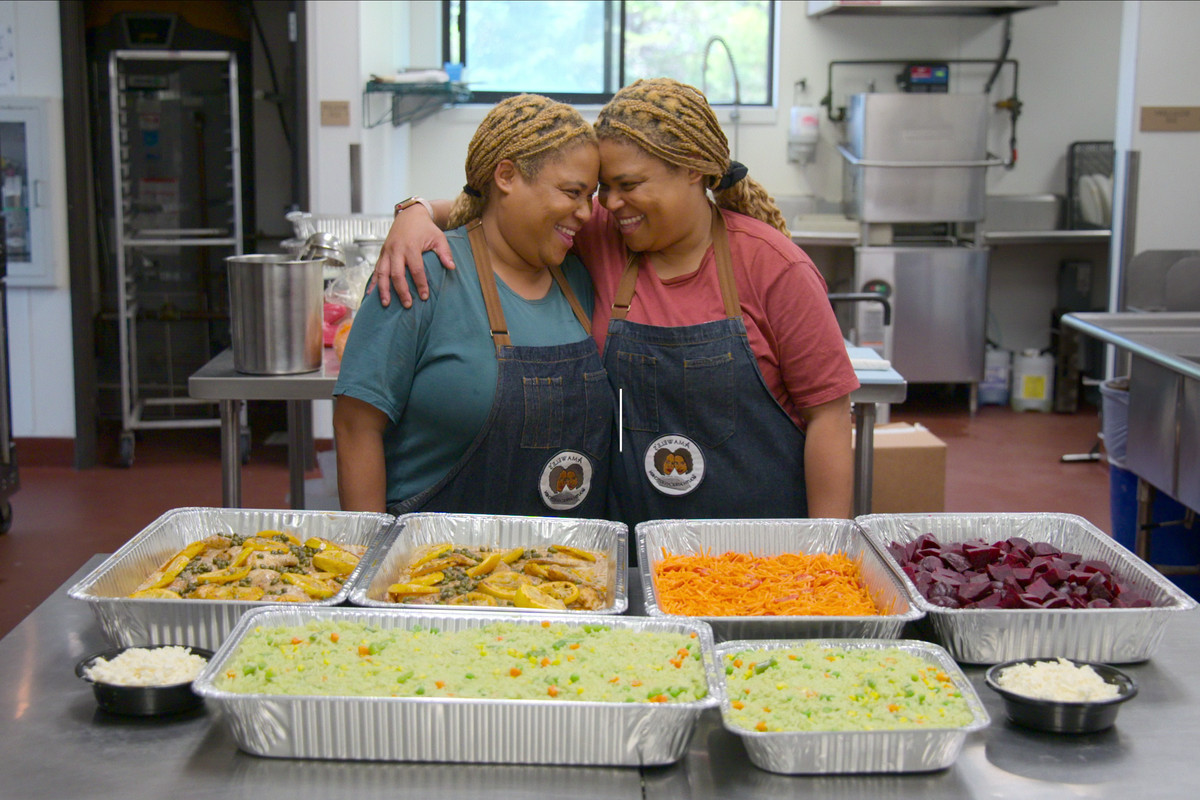 You Are What You Eat: A Twin Experiment