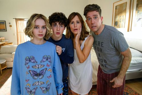 Family Switch (2023)