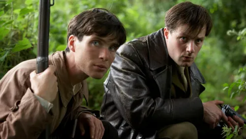 The Wind That Shakes The Barley (2006)