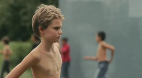 Tomboy (2011)